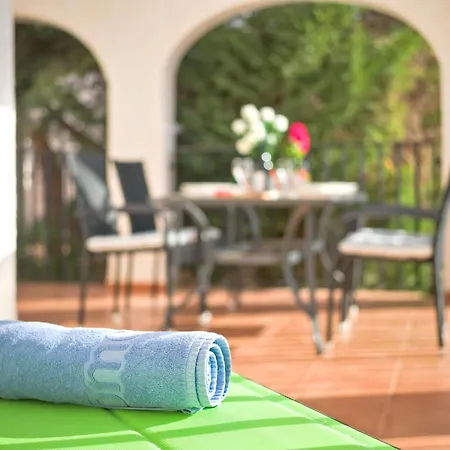 Imperial Park-18 By Interhome